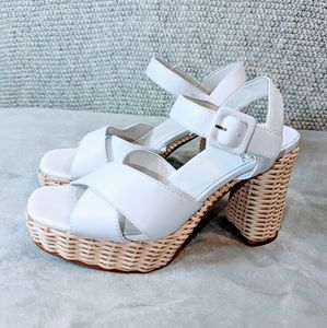 Jeffrey Campbell Amma Platform White Sandal Women's Sz 8 Wicker H&L Cross Strap